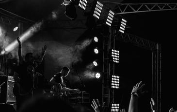 Groundation, Danyèl Waro, Les Égarés