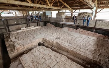 Visite guidée : du sol au plafond, la construction des thermes
