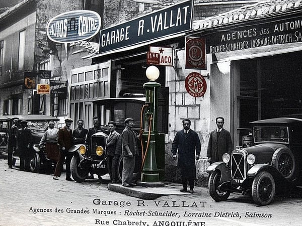 Pleins Phares sur les Garages