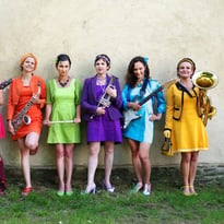 Soirs Bleus, Mlle Orchestra